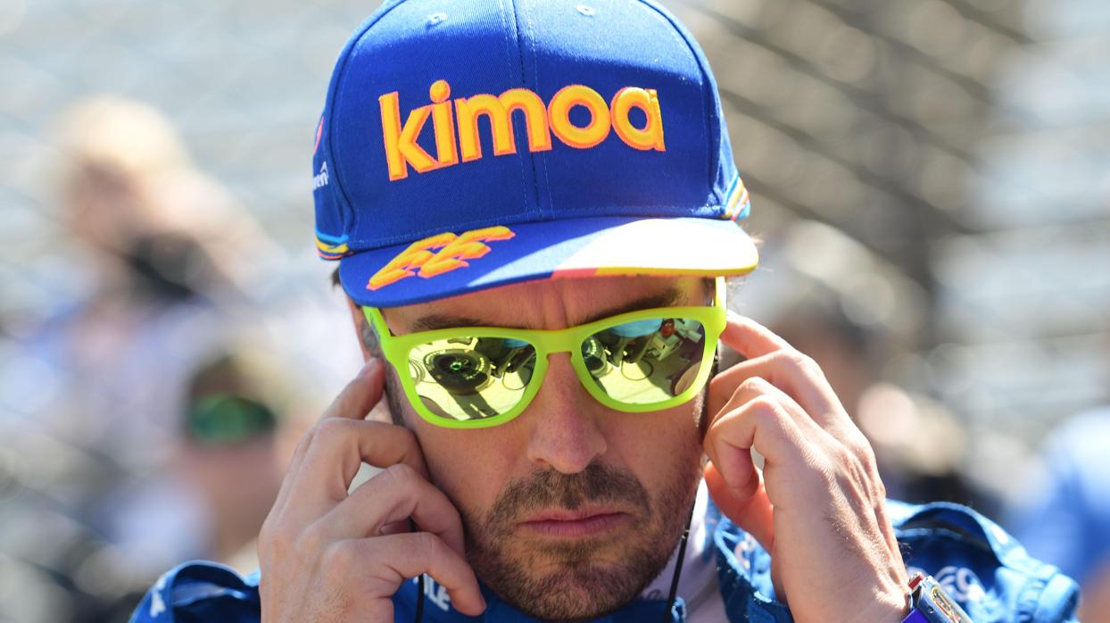Alonso no participa en los ensayos de Indy500 al no estar listo su coche