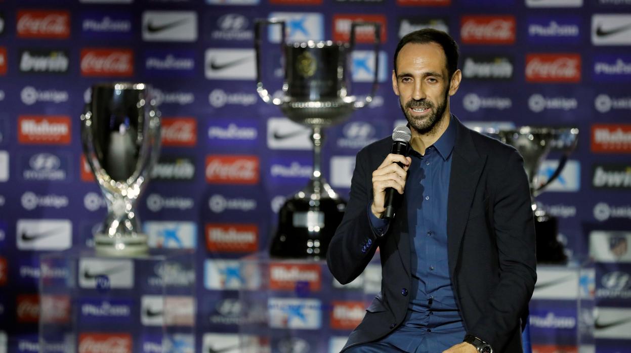 Juanfran dice adiós al Atlético: «Vino un &#039;vikingo&#039; y se va un &#039;indio&#039;»