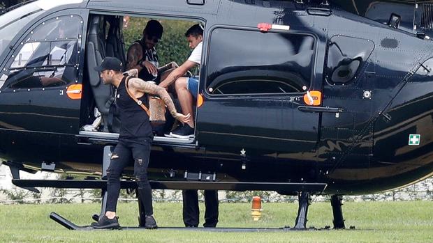 Neymar, investigado por la divulgación de fotos íntimas de la mujer que lo acusa de violación