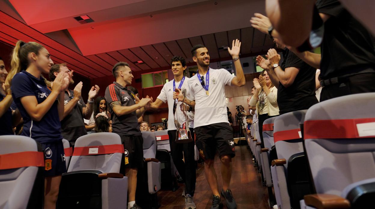 Ceballos y Vallejo, ayer durante el acto de celebración en Las Rozas