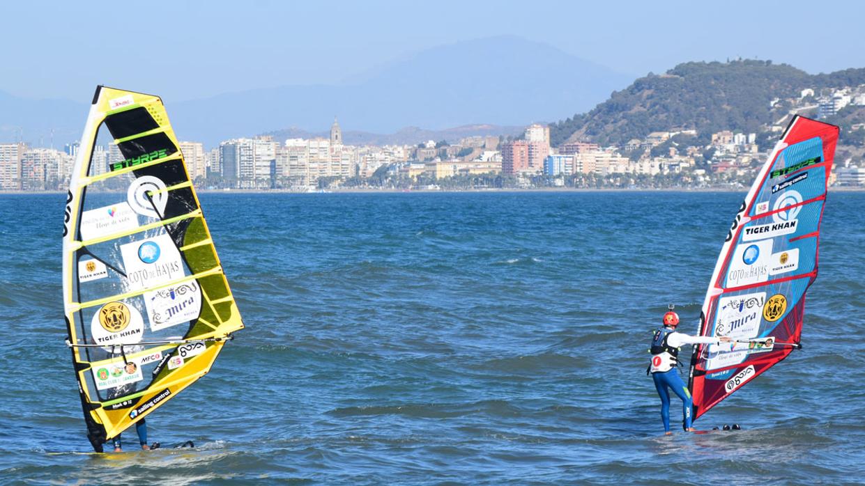 Ángel Medina logra el «Reto Windsurfing: Dos continentes»