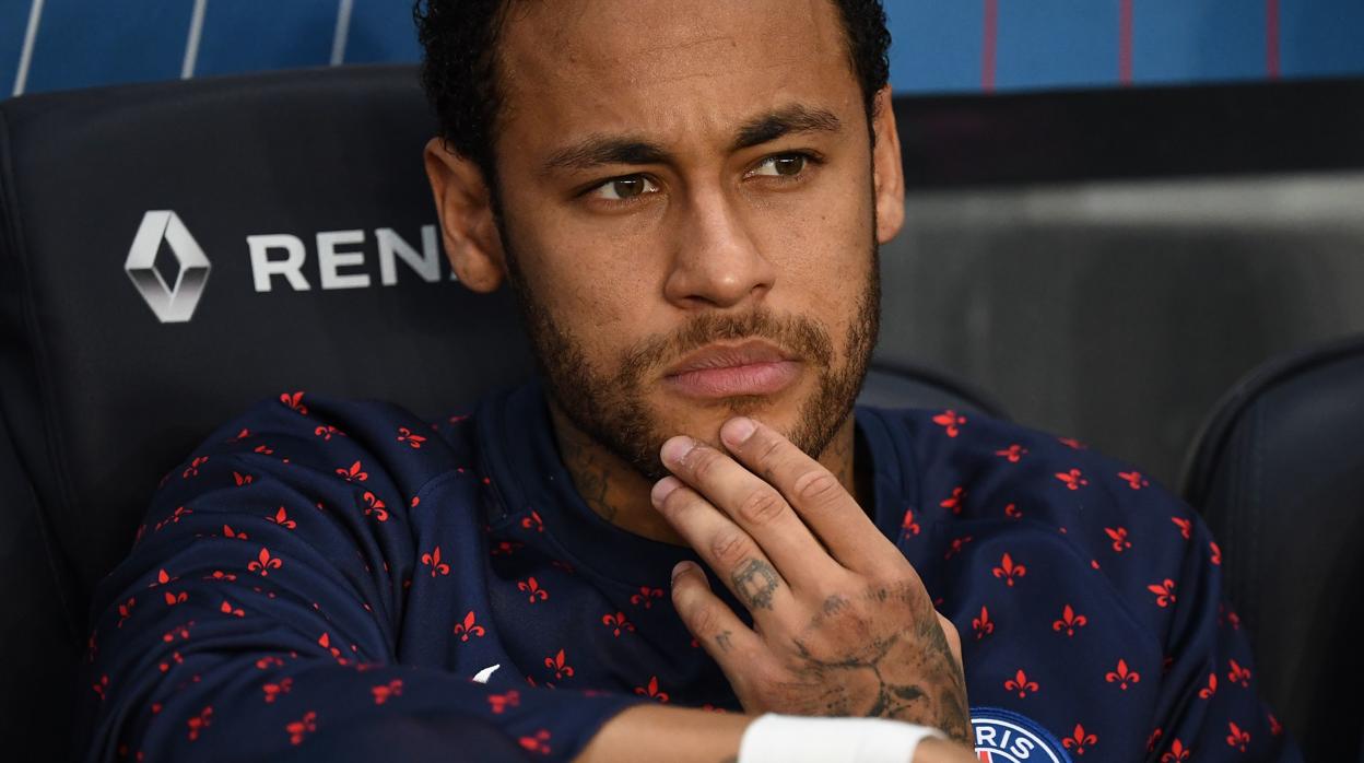 Neymar durante un partido de la liga francesa