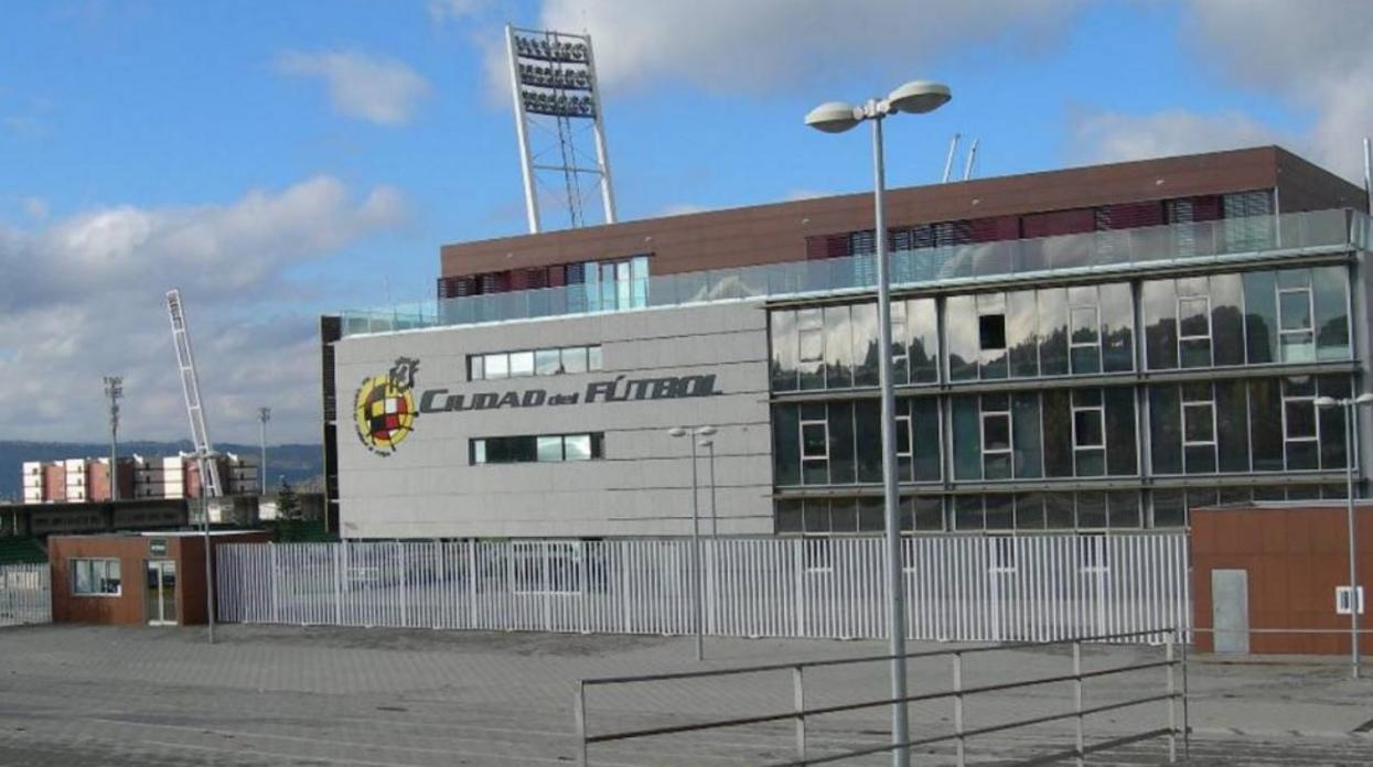 Imagen de la Comisión de Segunda B en la Ciudad del Fútbol de Las Rozas