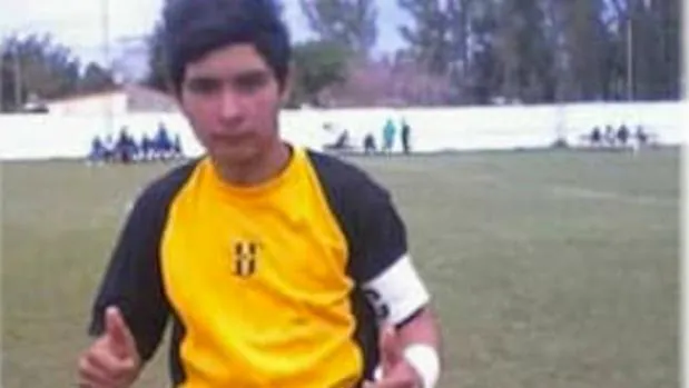 Un portero de 17 años muere tras parar con el pecho un penalti