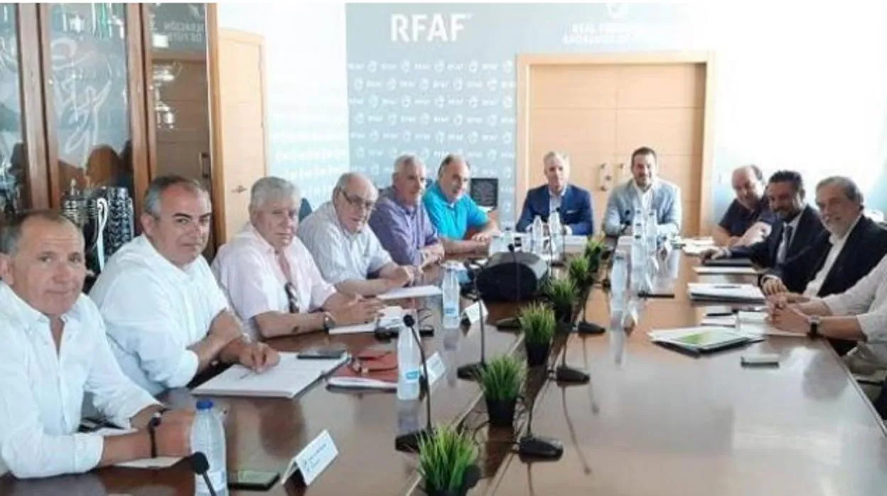 Reunión de la comisión ejecutiva de la Andaluza el pasado lunes