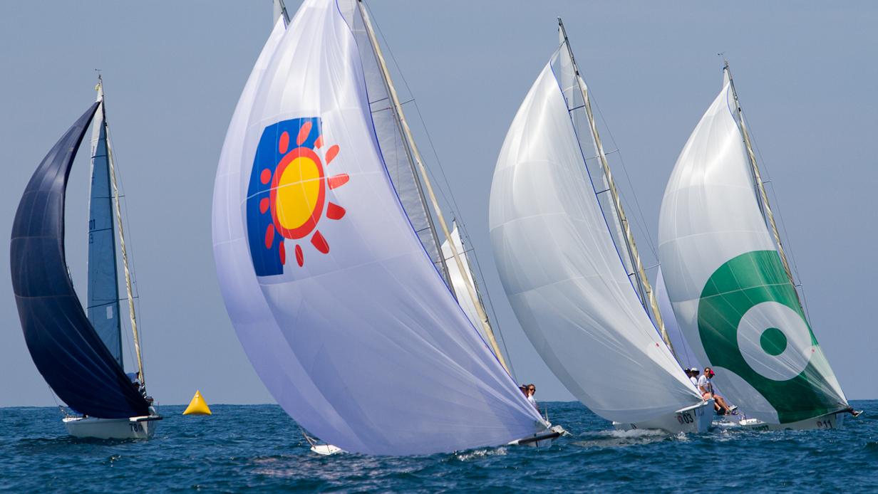 Pierre Laounean se afianza en el liderato del Mundial de J80 de Getxo