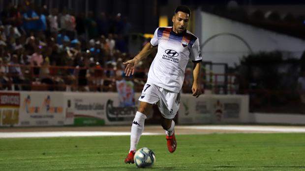 El dardo viral del Extremadura a Renfe