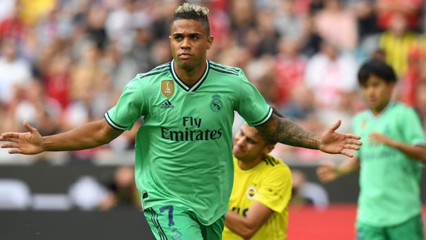 El Madrid tiene excedente de cupo y necesita vender