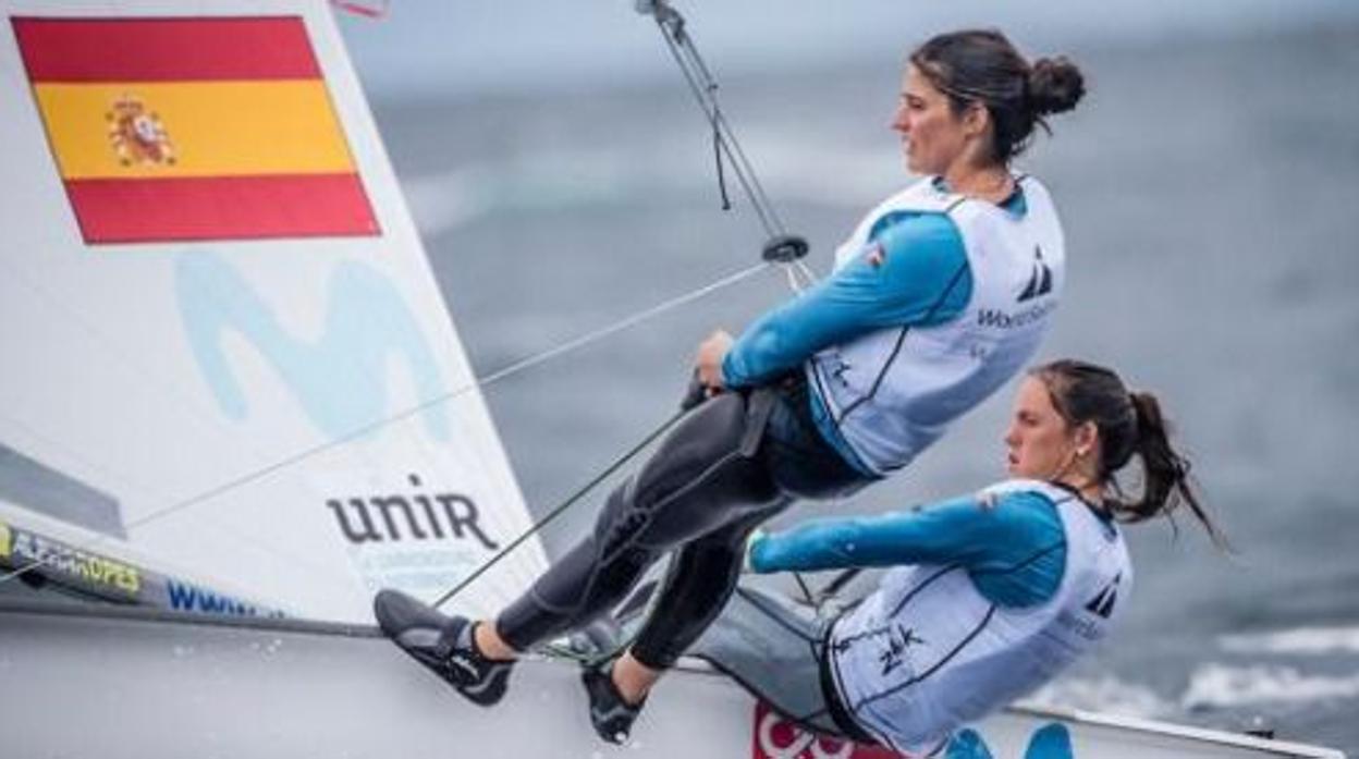 Silvia Mas y Patricia Cantero lideran el Mundial de 470