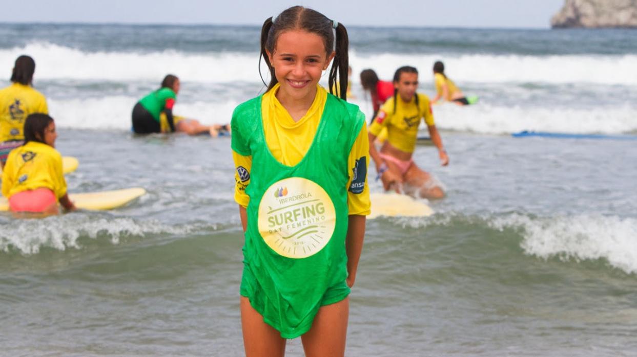 Regresa el Iberdrola Surfing Day, que se celebrará simultáneamente en diferentes playas españolas