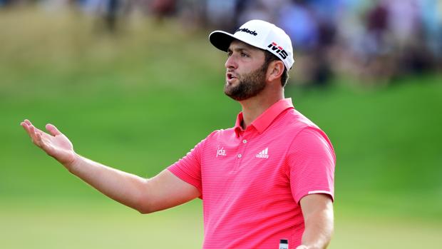 Jon Rahm, atascado en boca de gol