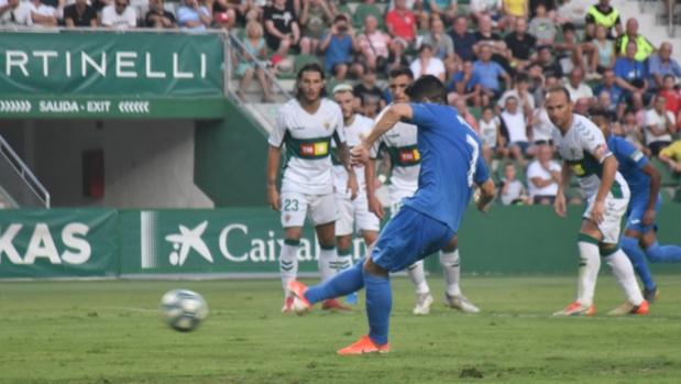 El Fuenlabrada debuta a lo grande en Segunda en Elche