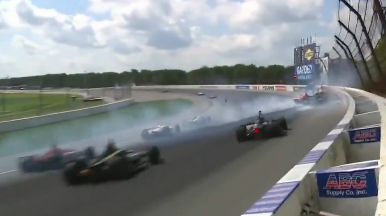 Un espeluznante accidente en la Indycar reabre el debate sobre la seguridad