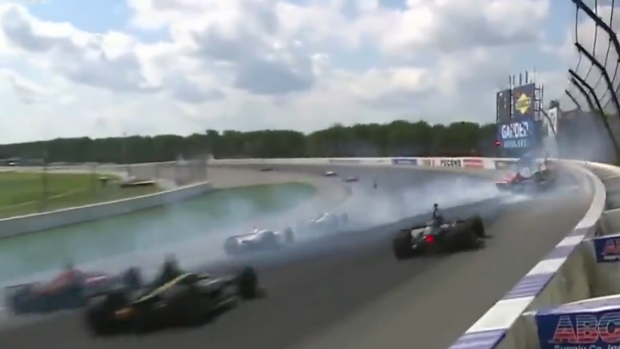 Un espeluznante accidente en la Indycar reabre el debate sobre la seguridad