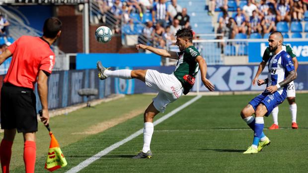 Diego López salva al Espanyol