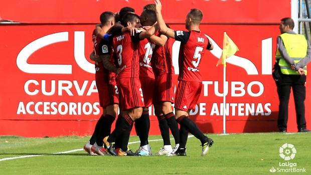 El Mirandés suma tres puntos frente a un Fuenlabrada sin ideas