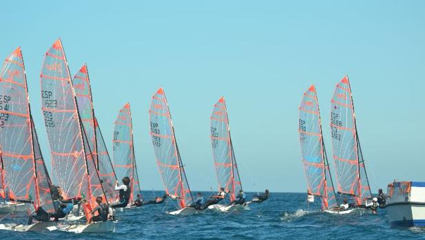 Yoel Rodríguez y Carlota García lideran la general de la Copa de España 29er