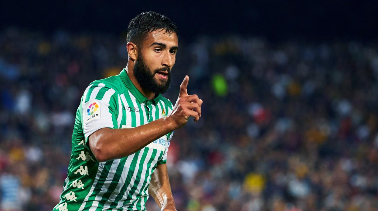 Loren desatasca otra vez al Betis