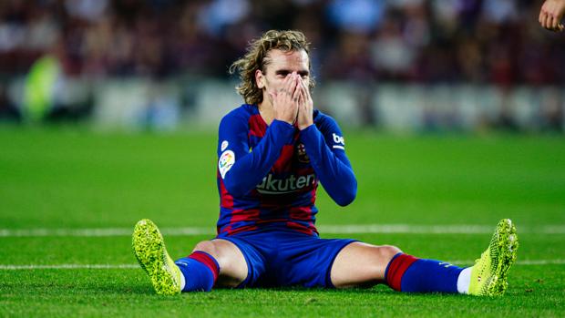 Multa de 300 euros al Barcelona por negociar a escondidas el fichaje de Griezmann