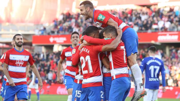 Goleada del Granada para recuperar la senda de la victoria