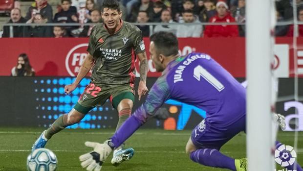 El Mirandés encadena en Girona su segunda victoria consecutiva