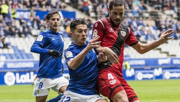 El Oviedo vuelve a ganar en el Tartiere y complica el futuro de Jémez