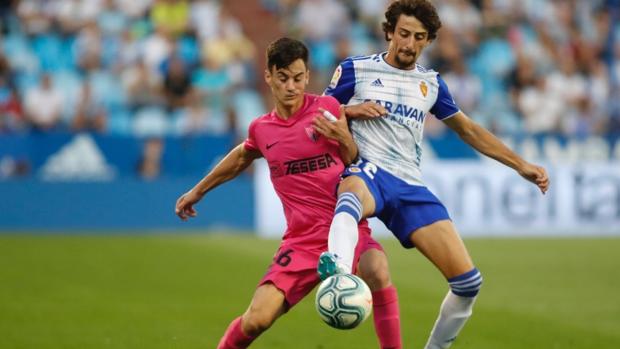 El Real Zaragoza rescata un punto en el 90 en un partido con un loco final