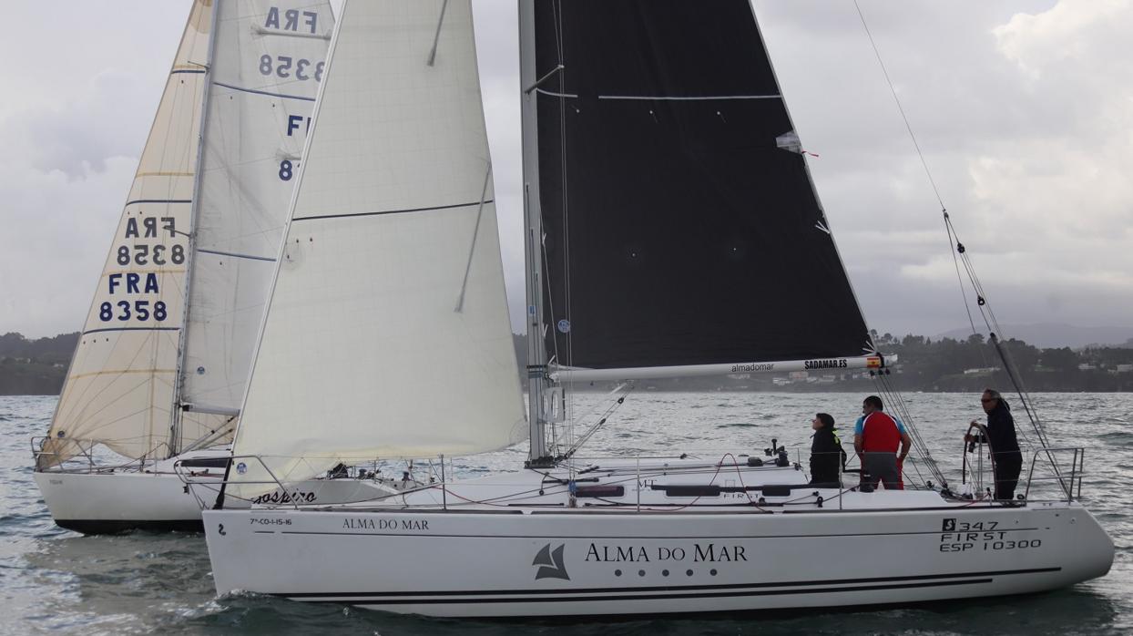 Victorias en la clase A para el «Clínicas Gaias» y en la B para el «Zóspiro» en la Regata A3 Wor60