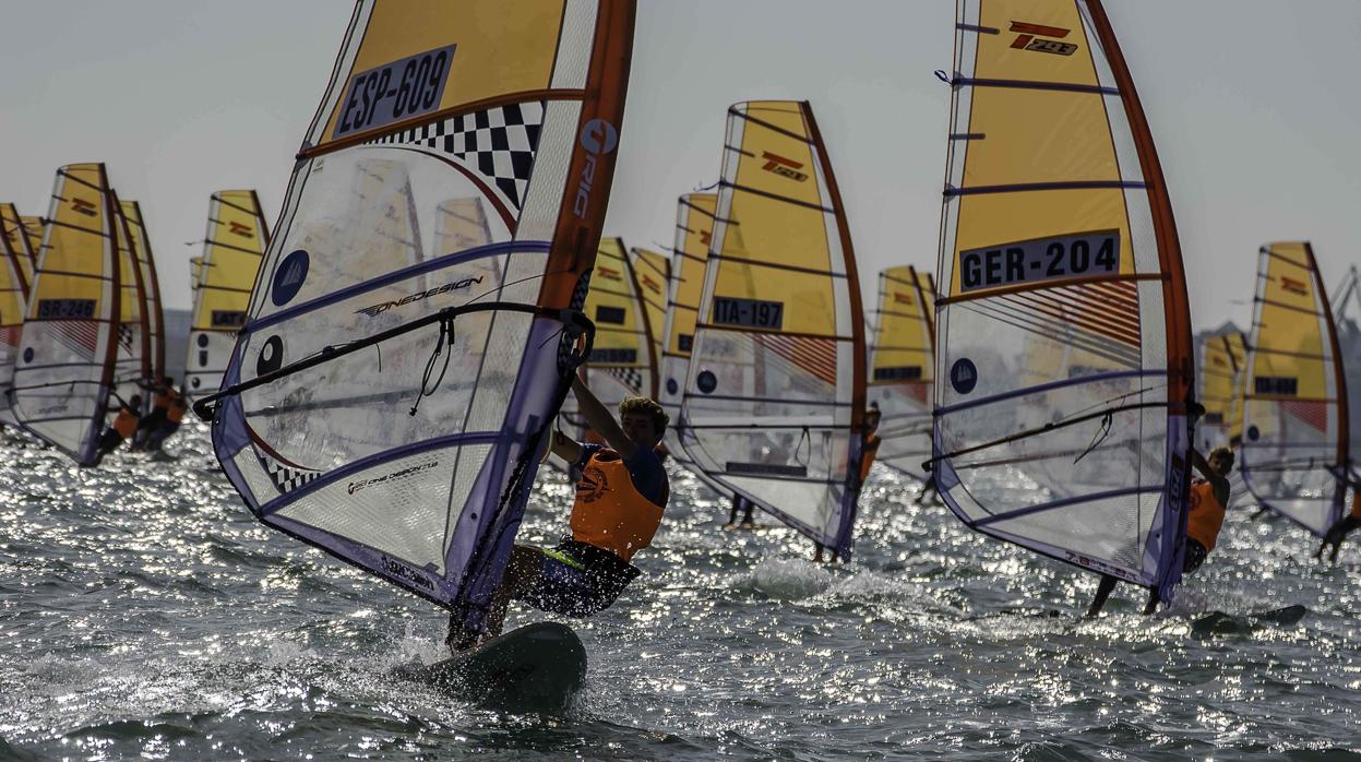 Puerto Sherry ha sido la sede del Campeonato del Mundo Techno 293.