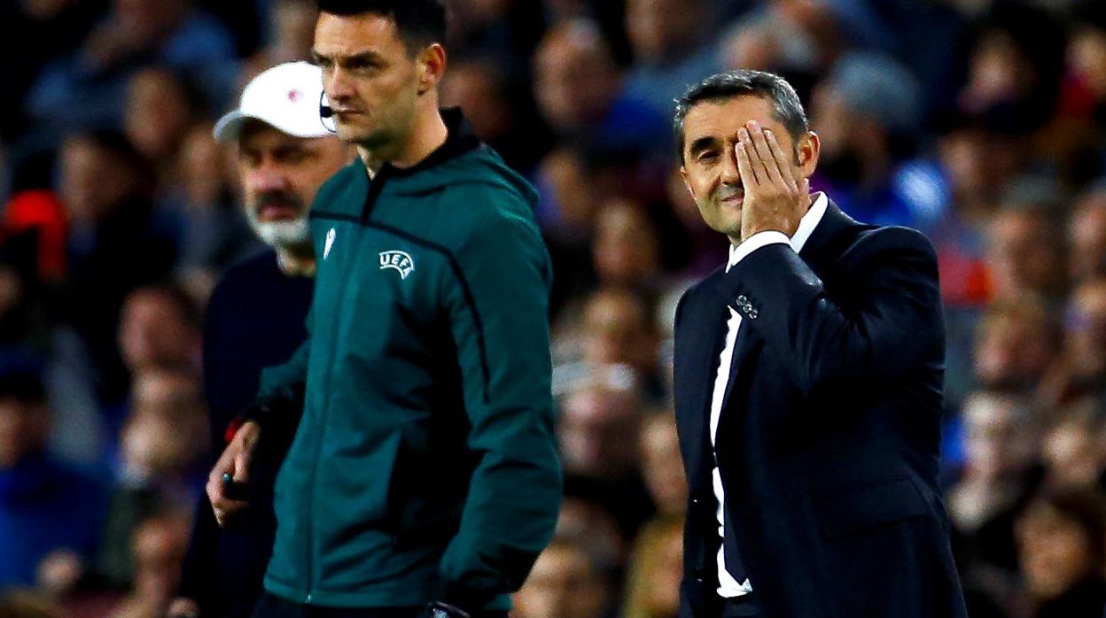 Valverde durante el partido ante el Slavia