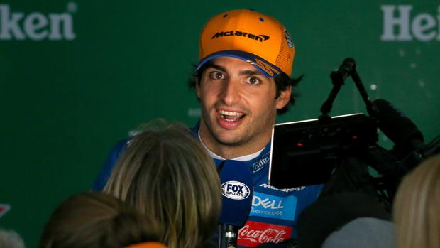 La tensa espera de Carlos Sainz por su primer podio