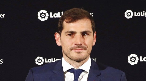 El incendiario tuit de Casillas sobre el relevo en la selección