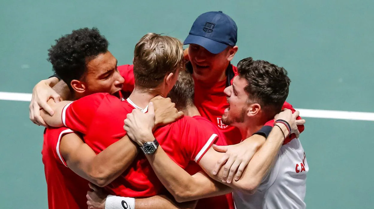 El equipo canadiense celebra el pase a la final de la Copa Davis