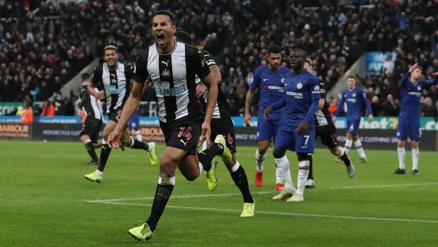 El Newcastle amarga al Chelsea en el último minuto