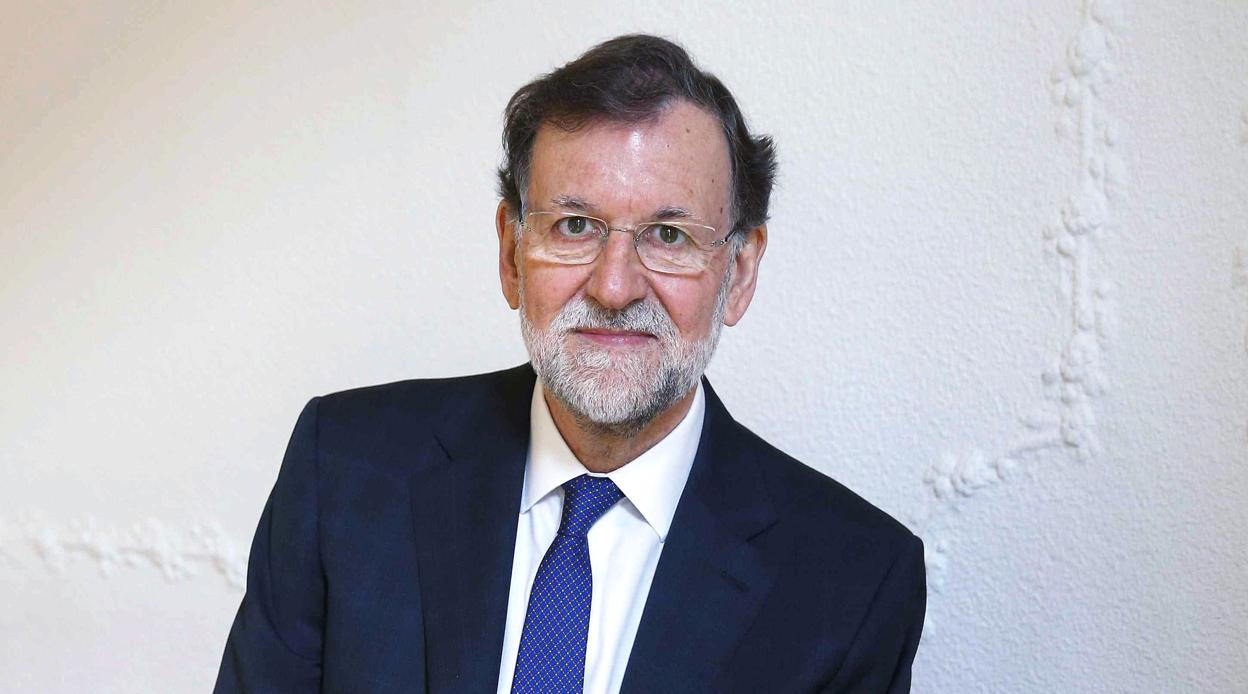 Rajoy: «El futuro del Real Madrid pasa por que Messi se vaya a jugar a Australia»