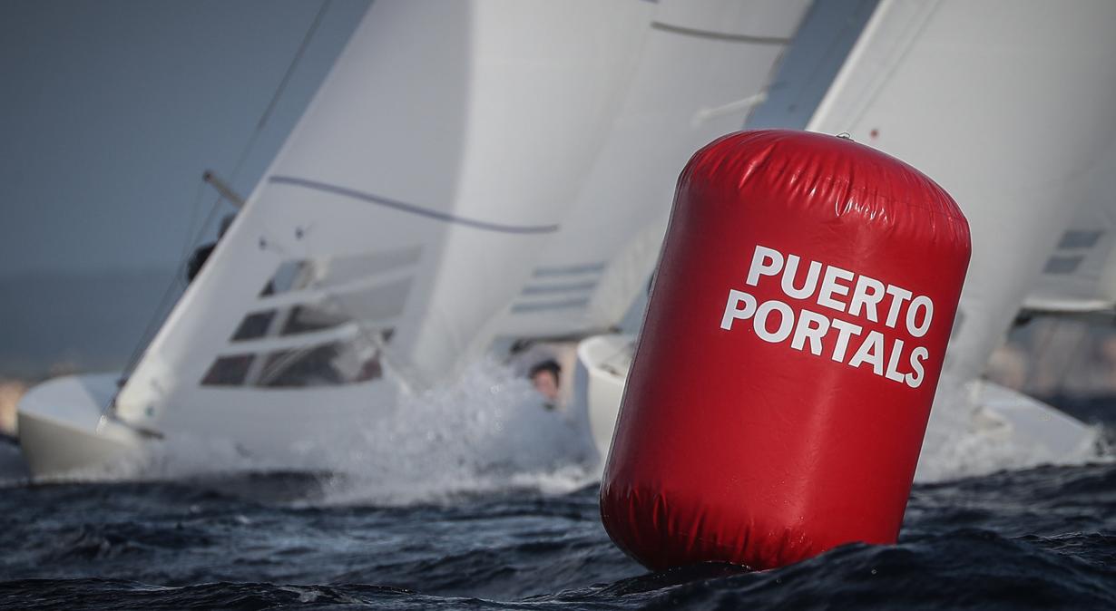 El «Rockanrolla», líder de la Puerto Portals Dragon Winter Series