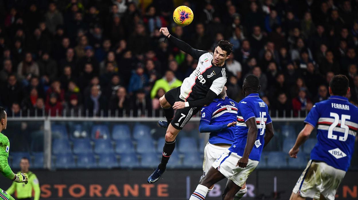 El golazo de Cristiano Ronaldo con un salto infinito