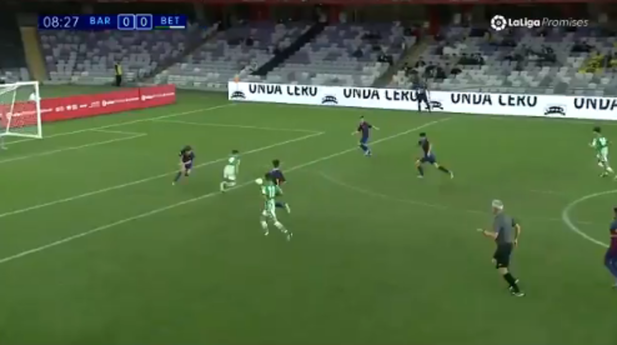 El tiki-taka del Betis sub 12 impresiona en Abu Dhabi