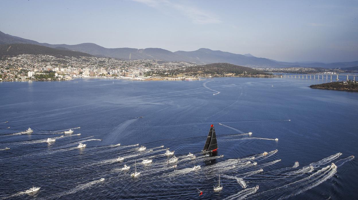 Victoria en tiempo real en la Sidney-Hobart para el «Comanche» de Pablo Arrarte