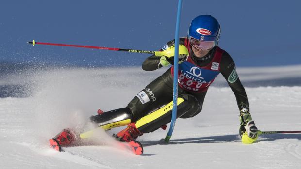 Mikaela Shiffrin hace doblete en Lienz