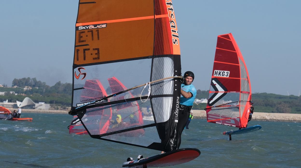 Fernando Martínez del Cerro ganó en clase Open Foil.