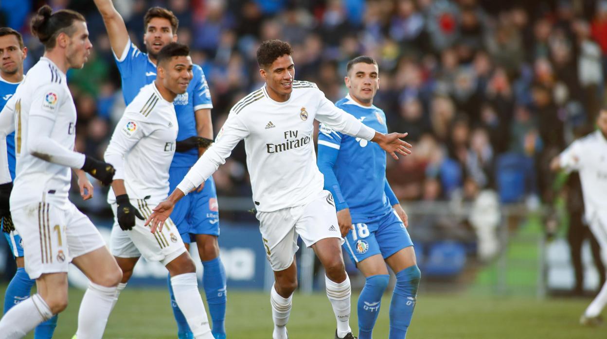 Gol de Varane (0-2) en el Getafe - Real Madrid