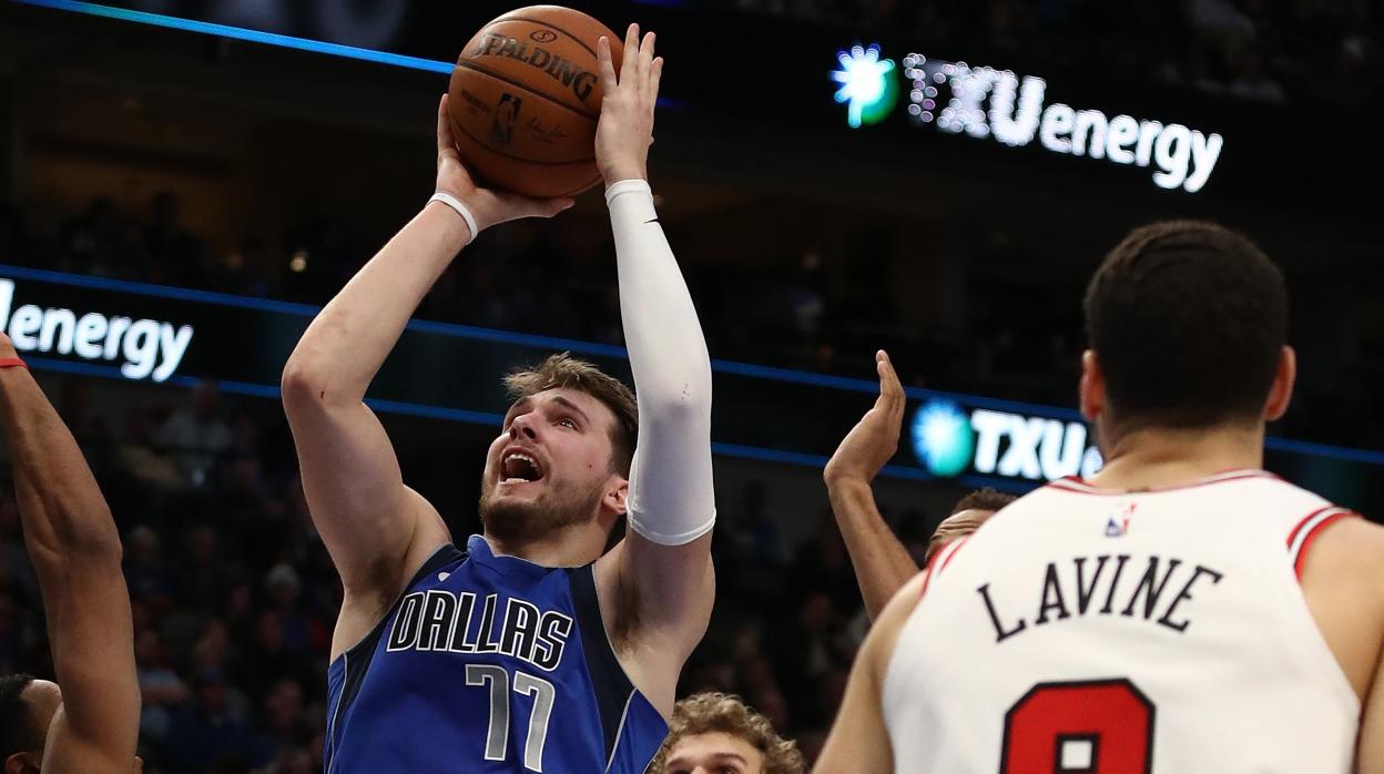 Doncic firma otra noche estelar en la NBA