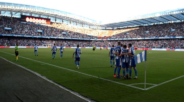 Entradas a 2,5 euros para llenar Riazor