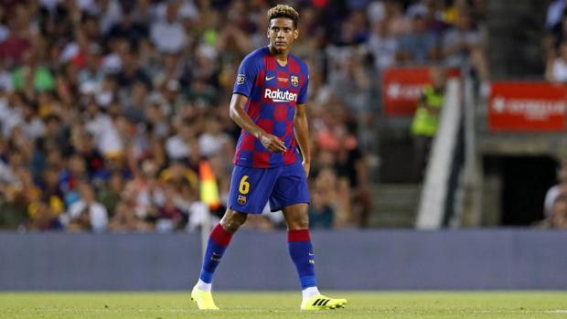 Todibo, cedido al Schalke hasta junio