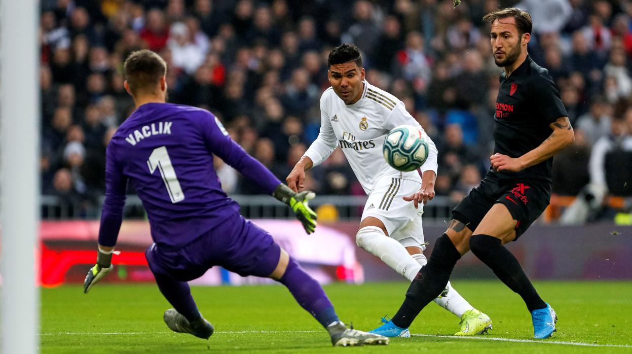 Gol de Casemiro (1-0) en el Real Madrid 2-1 Sevilla