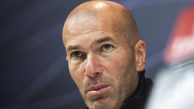 Zidane: «El gol anulado es un bloqueo, es falta, y el gol concedido a De Jong es mano, no es para quejarse»