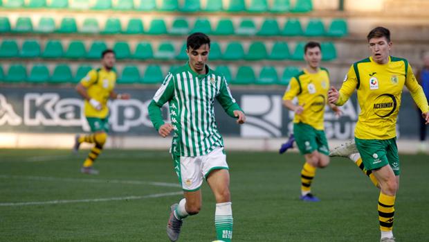 El Betis Deportivo golea a Los Barrios y recupera la ilusión