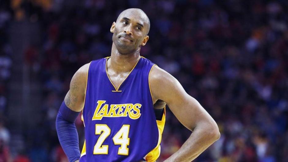 Kobe Bryant muere en un accidente de helicóptero en California