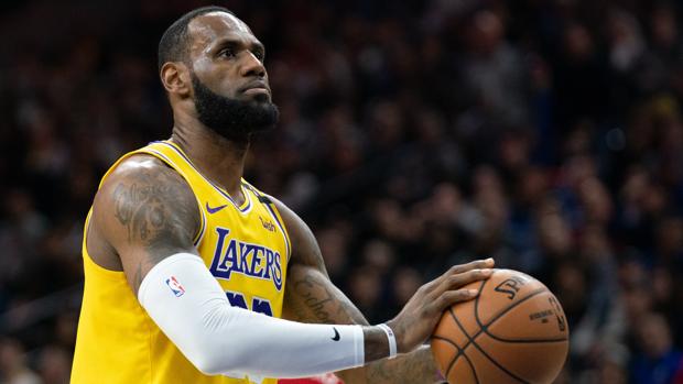 Lebron James, tercer máximo encestador en la historia de la NBA